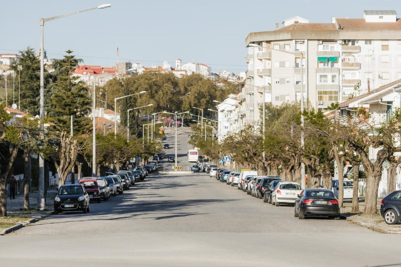 Avenida Villa Елвас Екстериор снимка