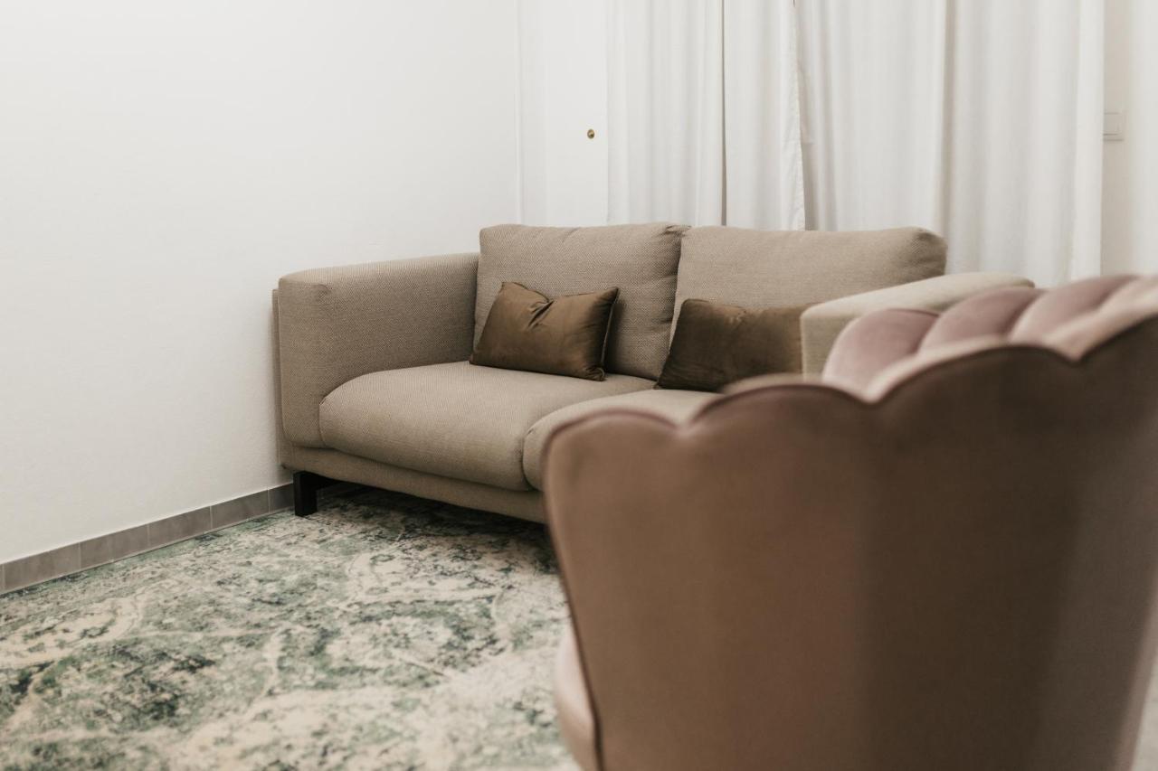 Avenida Villa Елвас Екстериор снимка
